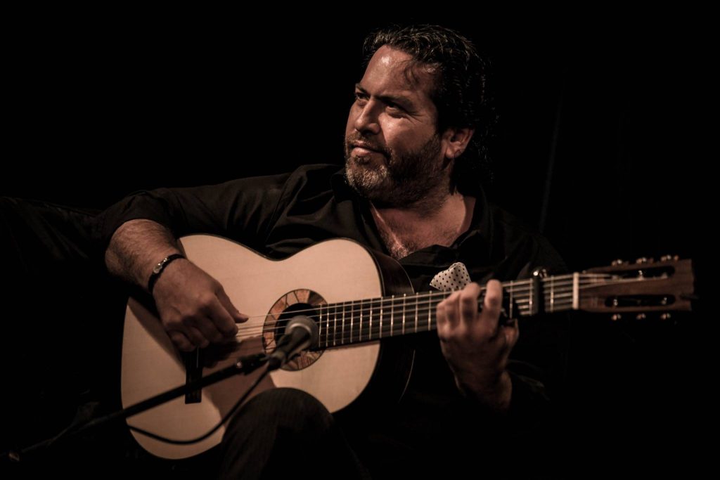 Paco Lara plays Toscano Flamenco Guitars - Steve Toscano Guitars